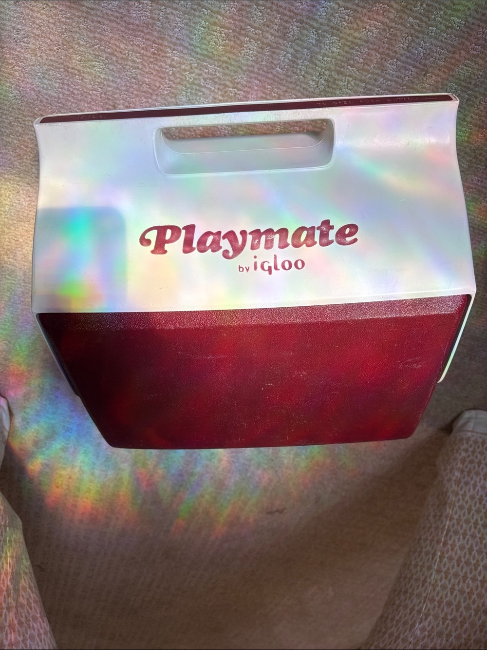 1986  Playmate Igloo Original / Elite Portable Cooler/lunch Box Maroon & Cream